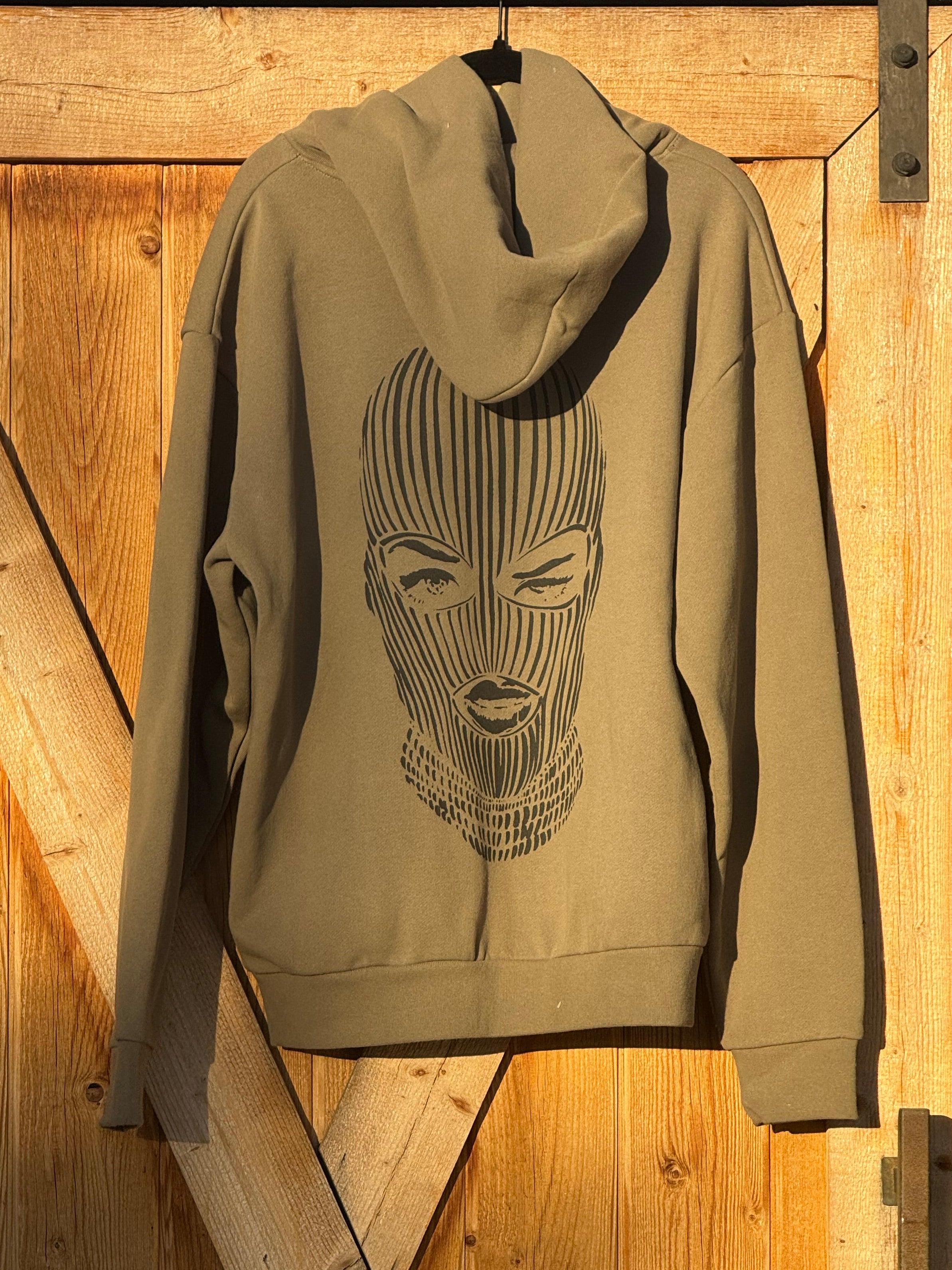 O.G. OLD ENGLISH HOODIE in ARMY