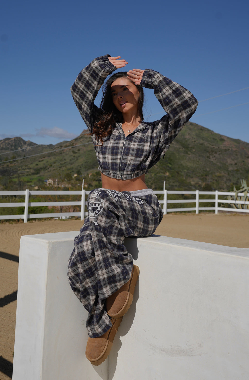 "PAISLEY" FLANNEL CROP ZIP