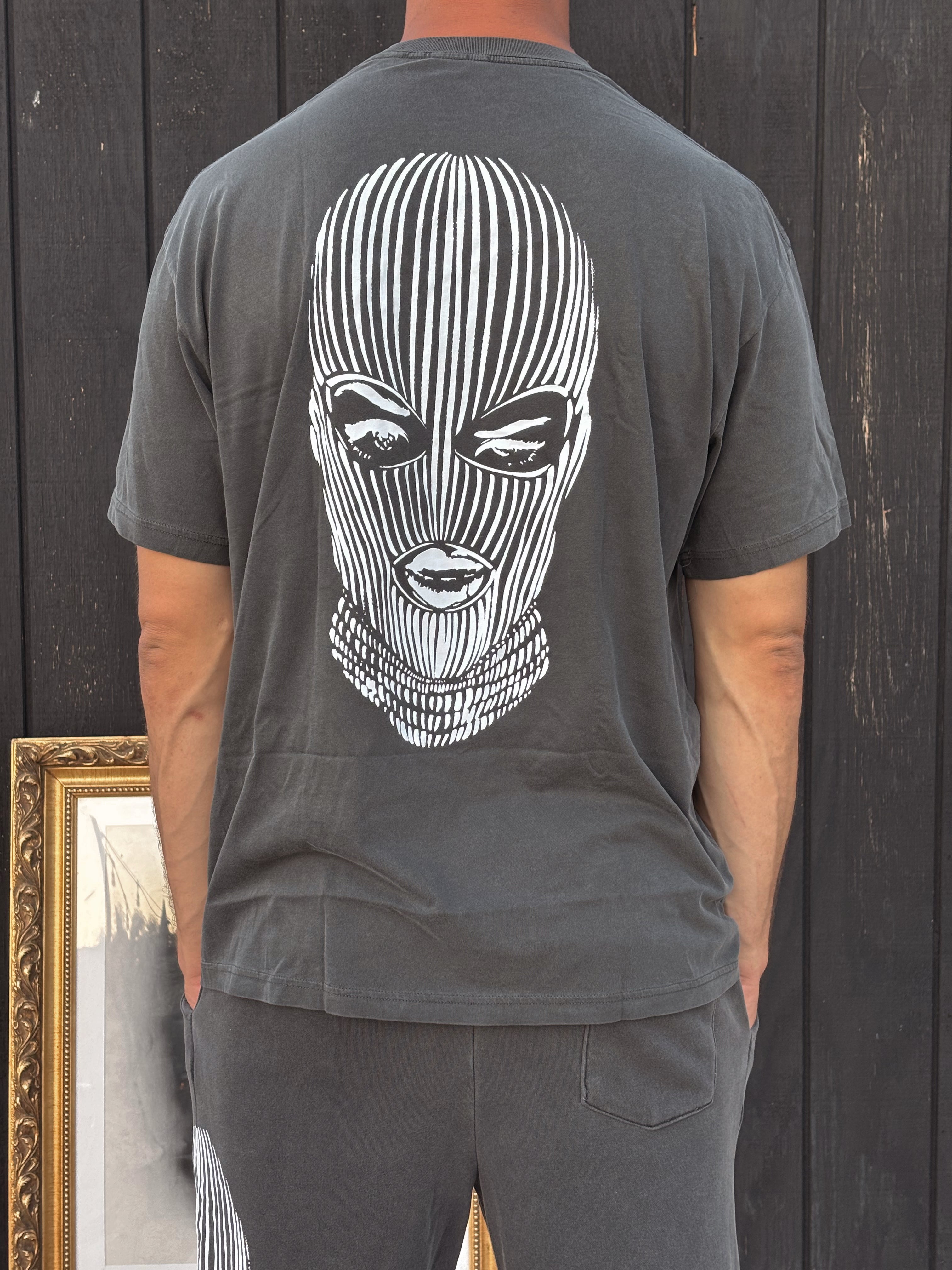 O.G. SCRIPT TEE in PIGMENT BLACK