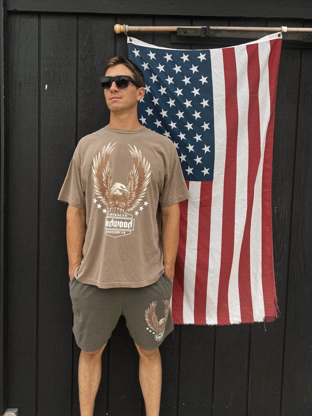 "AMERICAN STREETWEAR" UNISEX SHORTS