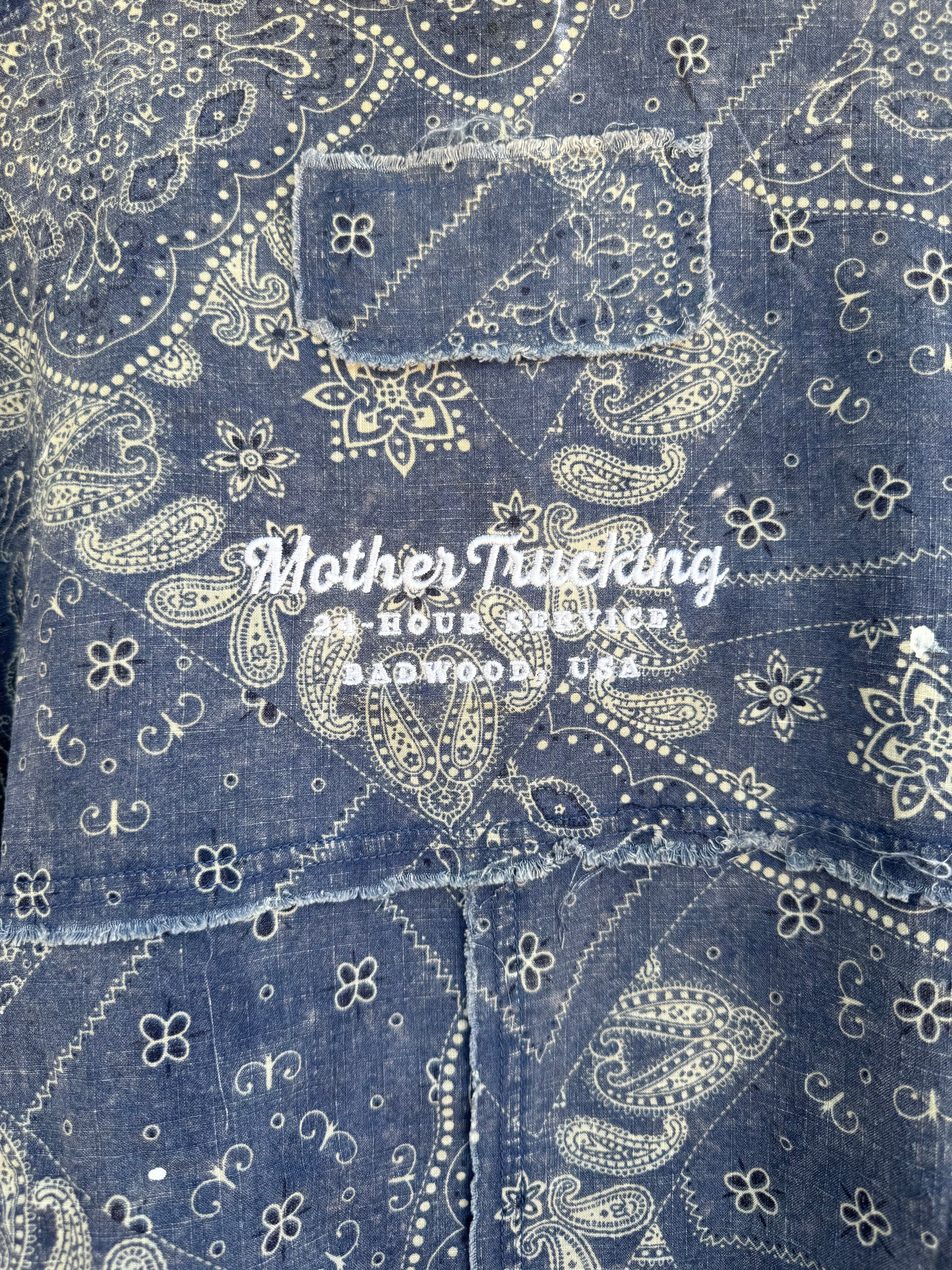 "MOTHER TRUCKING" Bandana Shirt in DENIM