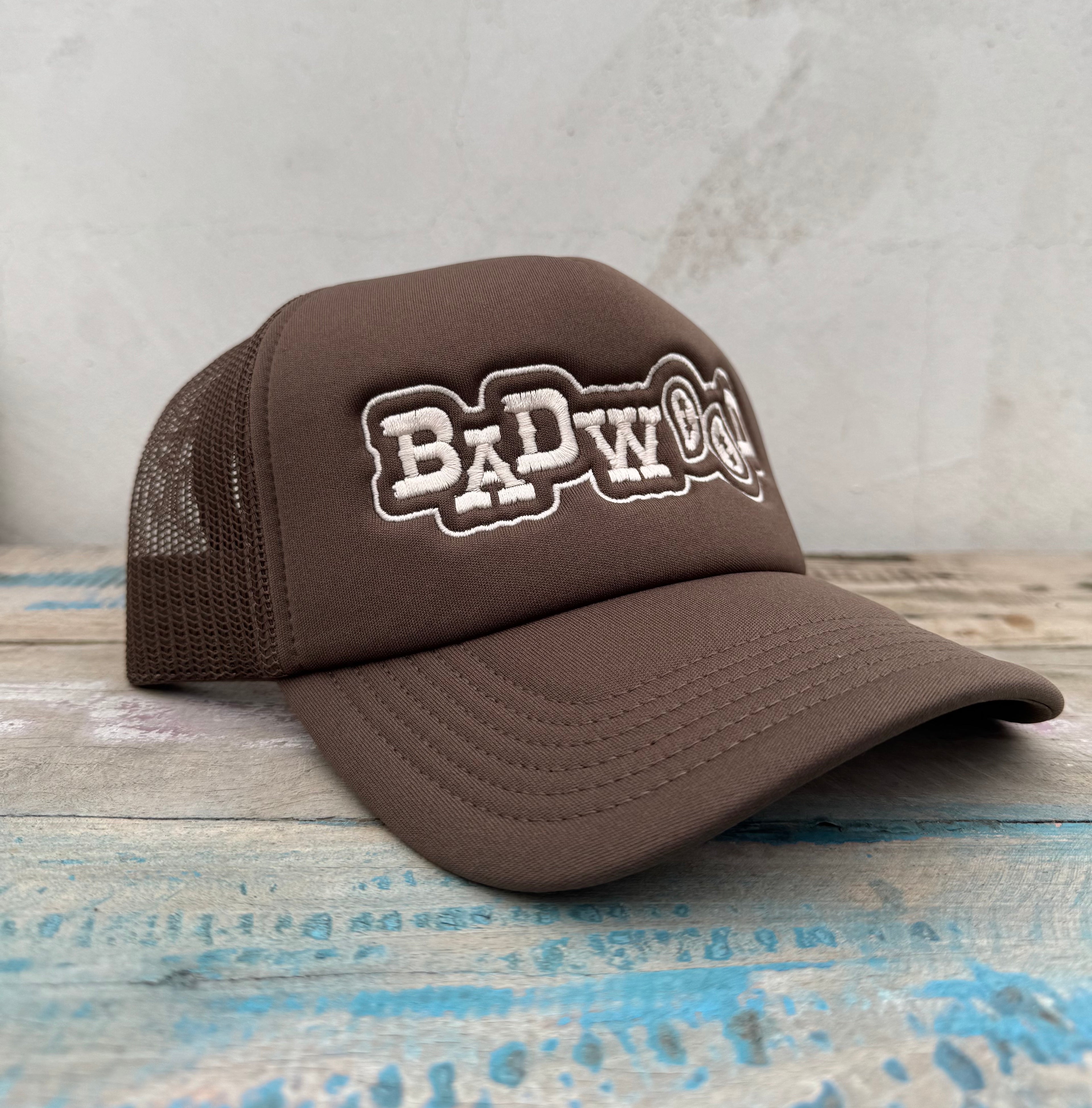 "PAISLEY" TRUCKER HAT in MUDDY