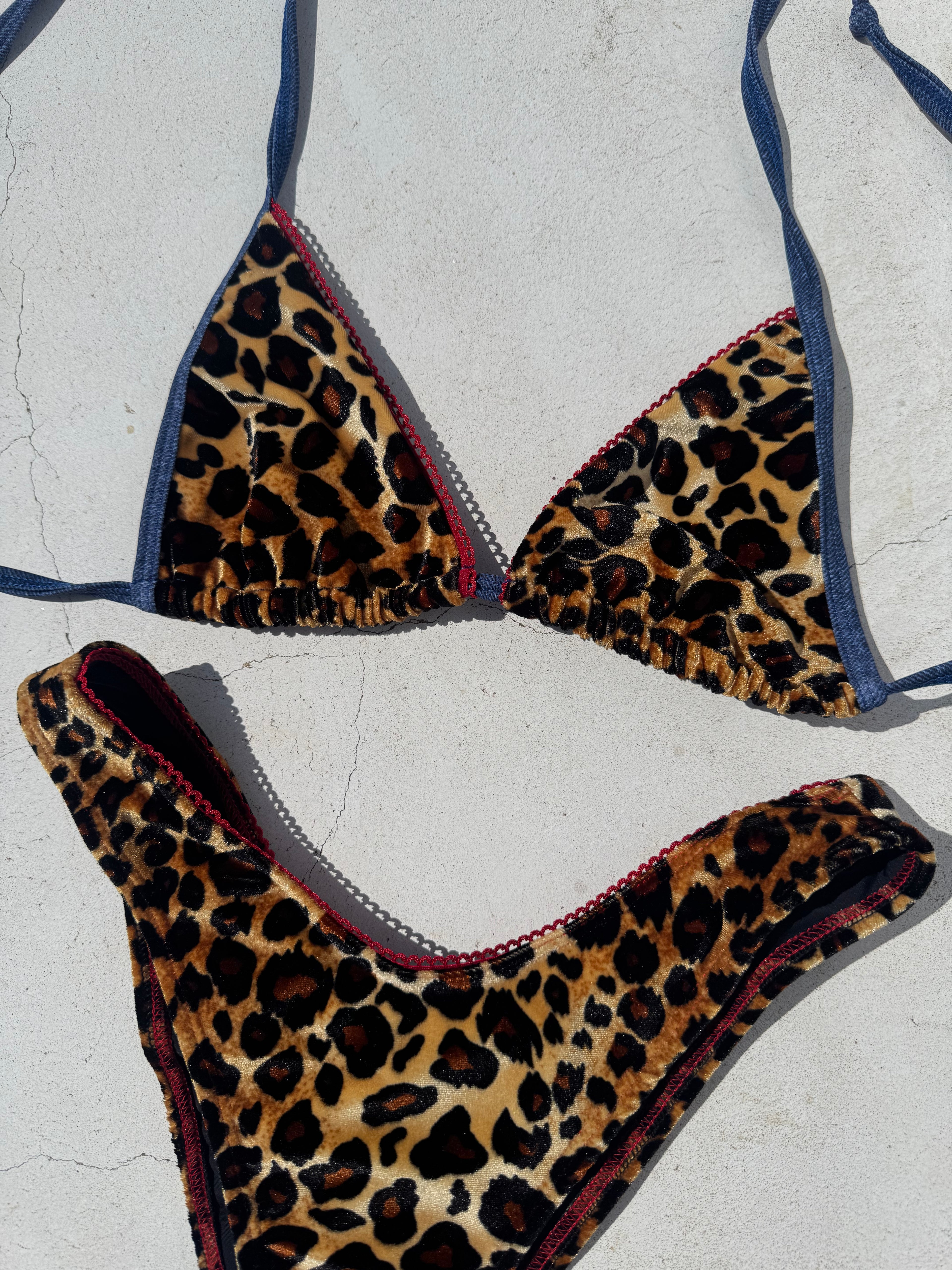 "WILD THING" Stringy Top