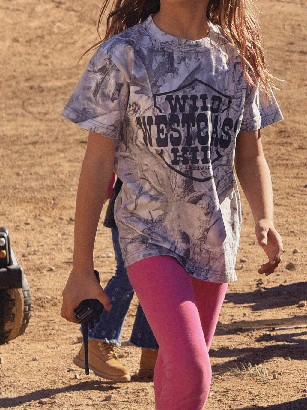 "WILD WEST COAST KIDS" Kids' Tee in GRAY REAL TREE
